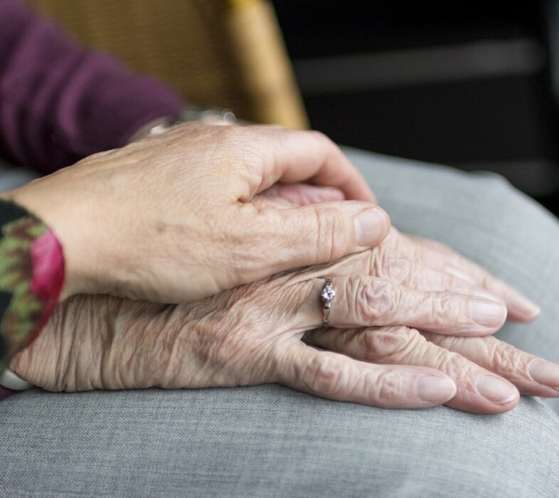 hands, old, old age-2906458.jpg